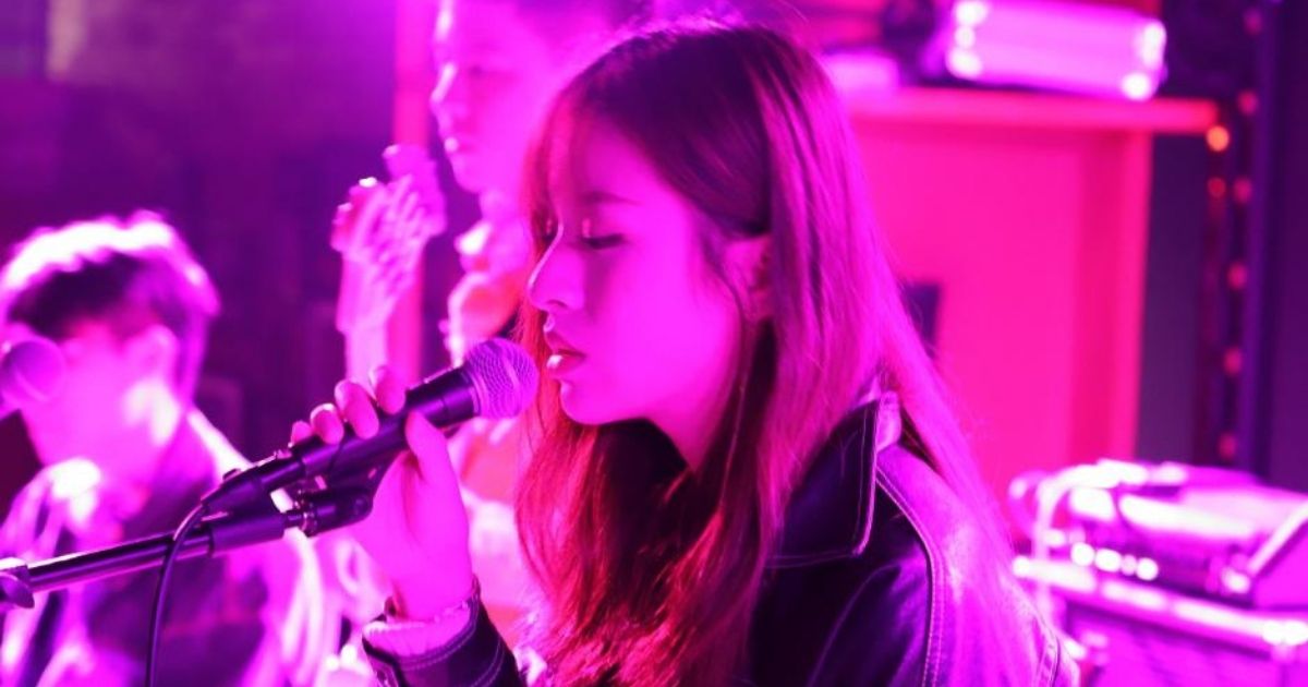 Singing Names Cool Stylish Unique Creative & Catchy